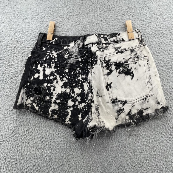 Vintage Guess Jean Shorts Womens 29 Black White Acid Tye Dye Distressed Festival - Picture 7 of 10